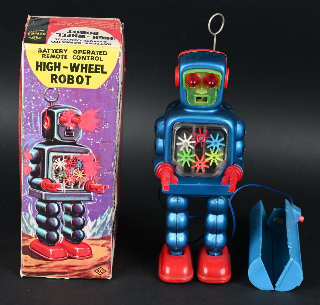 KO BATTERY OP HIGH-WHEEL ROBOT w/ BOX (1 of 9)