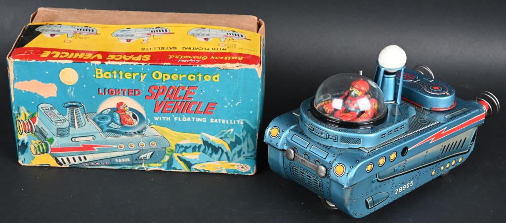 MT BATTERY OP SPACE VEHICLE & SATELLITE w/ BOX (1 of 9)