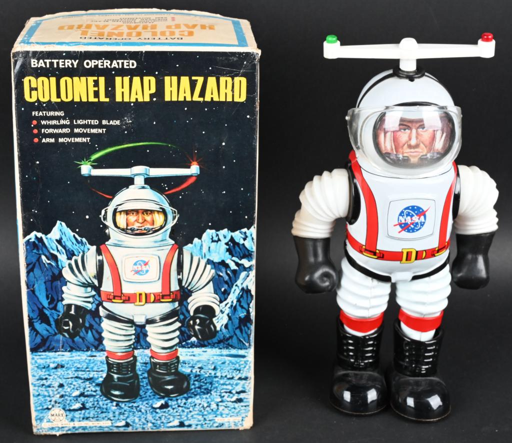 MARX BATTERY OP COLONEL HAP HAZARD w/ BOX (1 of 12)