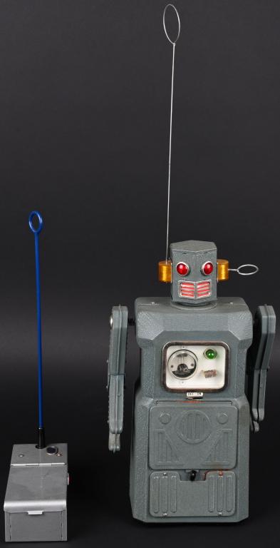 MT BATTERY OPERATED RADICON ROBOT (1 of 13)