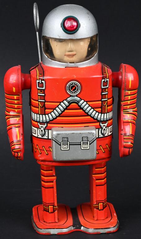 MT BATTERY OP SPACE MAN (1 of 7)