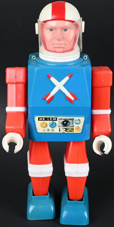 CRAGSTAN BATTERY OP LUNAR EXCURSION MAN "MR LEM" (1 of 8)