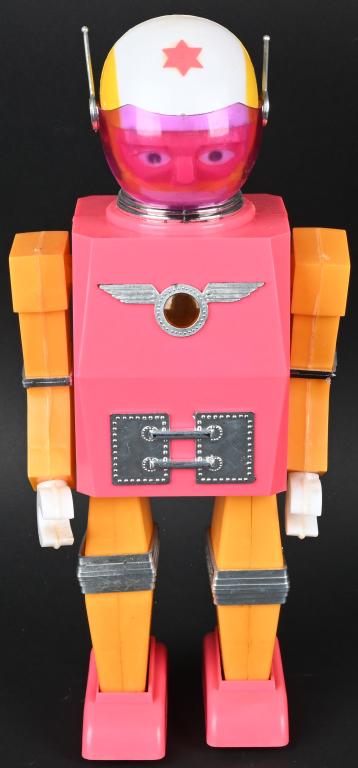 CRAGSTAN BATTERY OP ZERO OF SPACE ROBOT (1 of 8)