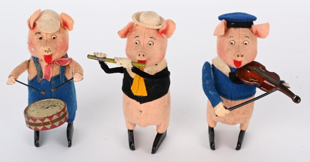 Schuco 980/3 Disney Pig With Flute Tin Windup