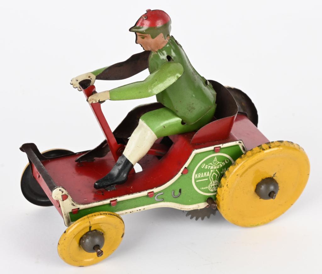 STRAUSS TIN WINDUP IRISH MAIL (1 of 5)