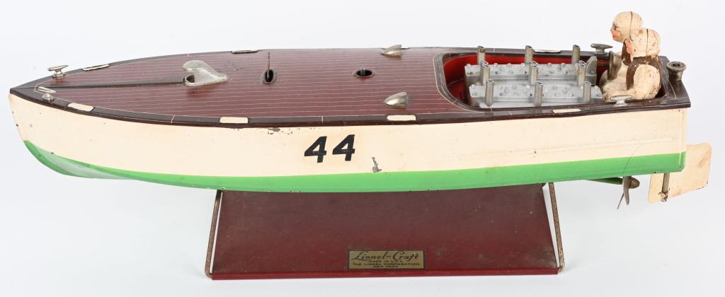 LIONEL TIN WINDUP SPEED BOAT (1 of 8)