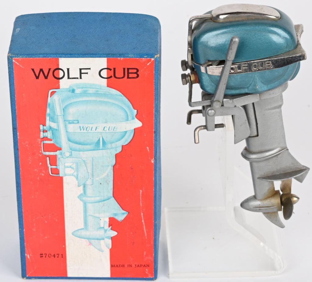 JAPAN #70471 WOLF CUB OUTBOARD MOTOR w/ BOX (1 of 5)