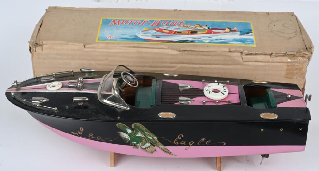 ITO BATTERY OP WOODEN SEA EAGLE SPEED BOAT w/ BOX (1 of 8)