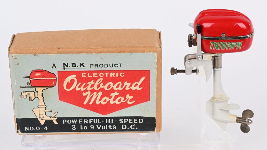 N.B.K. TRIUMPH OUTBOARD MOTOR w/ BOX (1 of 12)