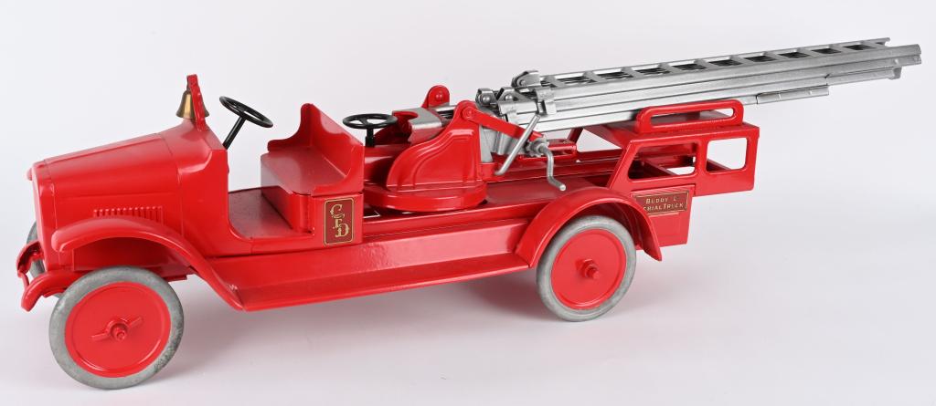 BUDDY L PRESSED STEEL AERIAL LADDER TRUCK: Restored Buddy L Aerial Ladder Truck. All complete and well done. 38" Excellent