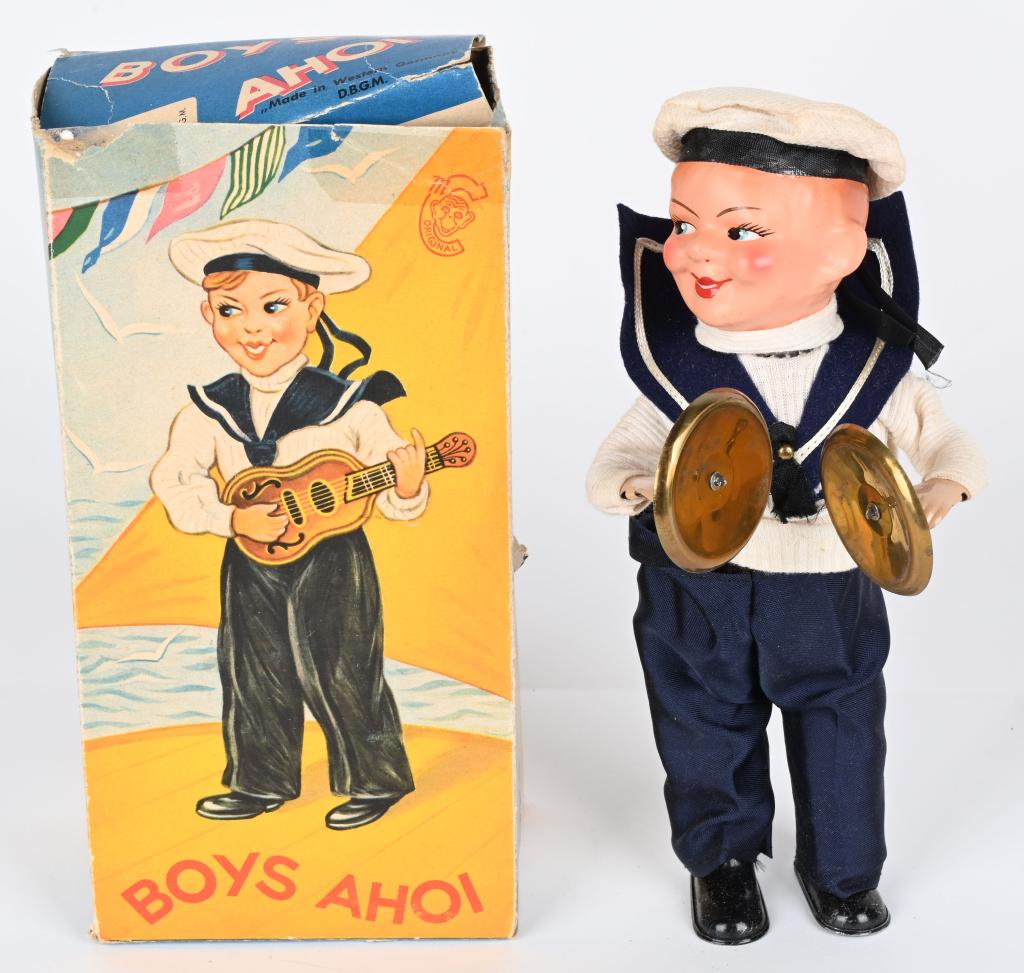 GERMAN WINDUP MUSICAL SAILOR w/ BOX (1 of 7)