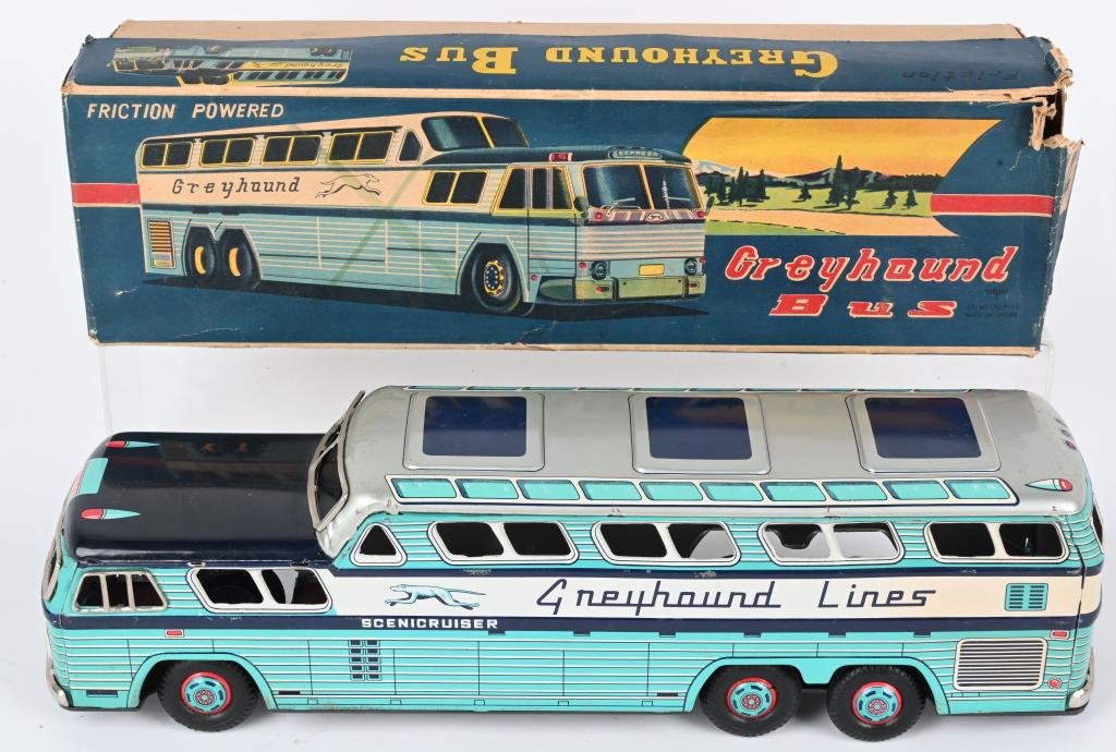 JAPAN TIN FRICTION GREYHOUND BUS w/ BOX (1 of 7)
