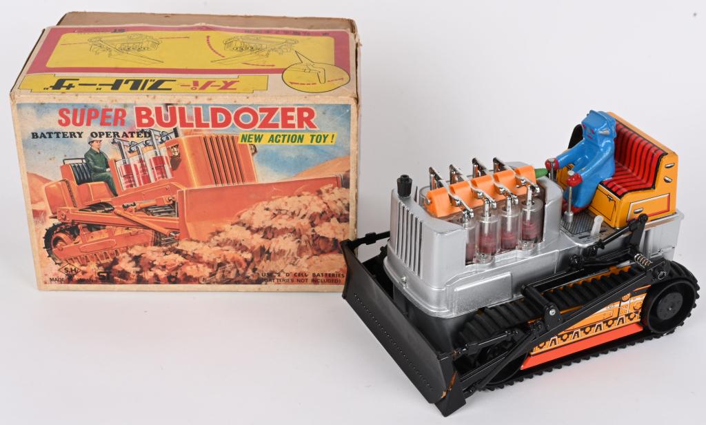 JAPAN BATTERY OP SUPER BULLDOZER w/ BOX (1 of 9)