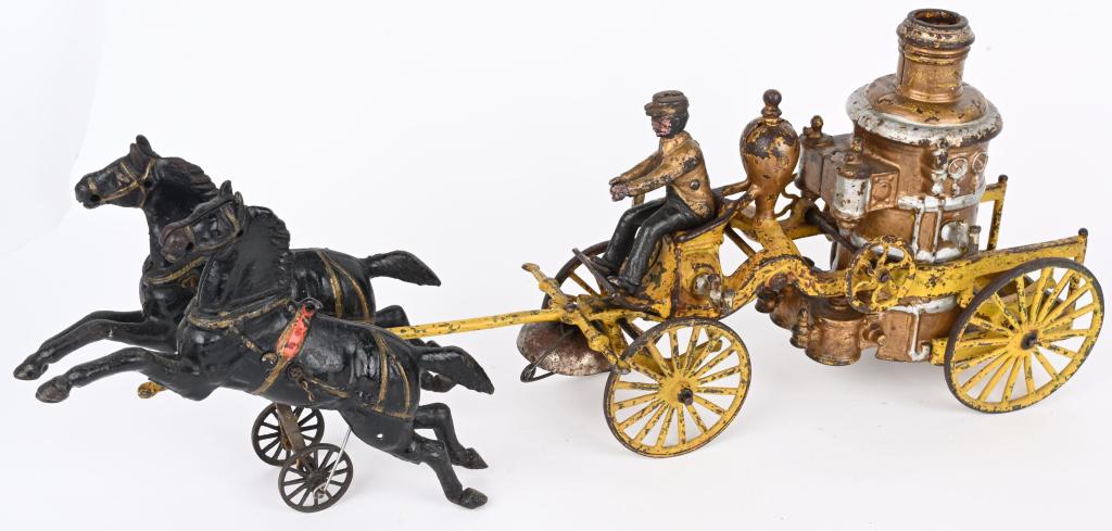 ANTIQUE WILKINS CAST IRON HORSE DRAWN FIRE PUMPER (1 of 8)