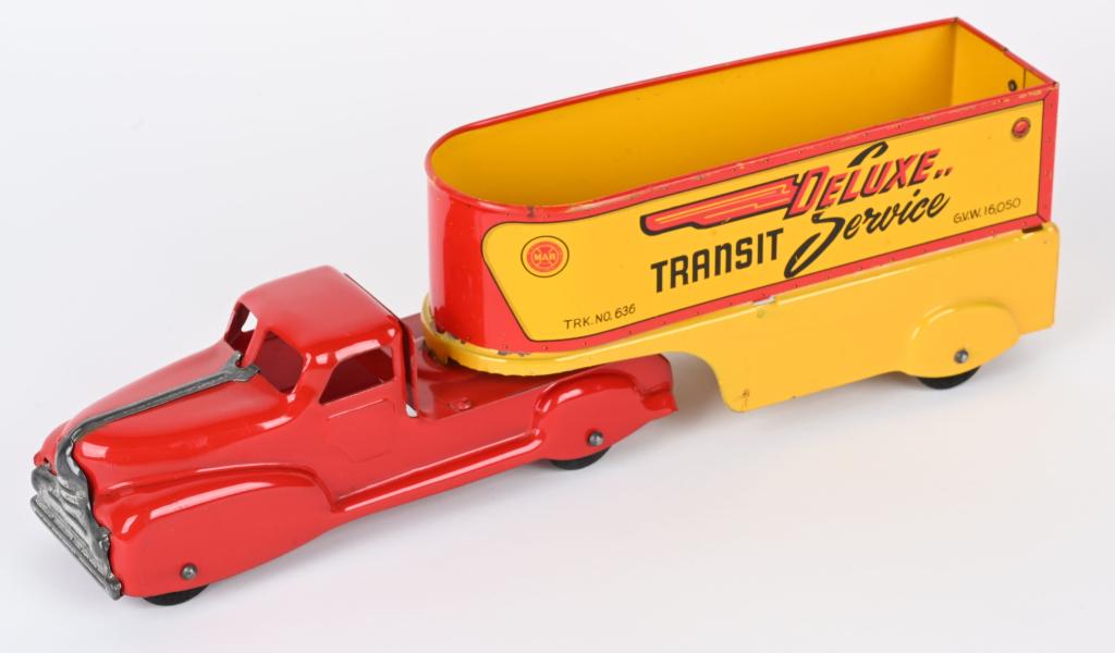 MARX DELUXE SERVICE TRANSIT TRUCK (1 of 5)