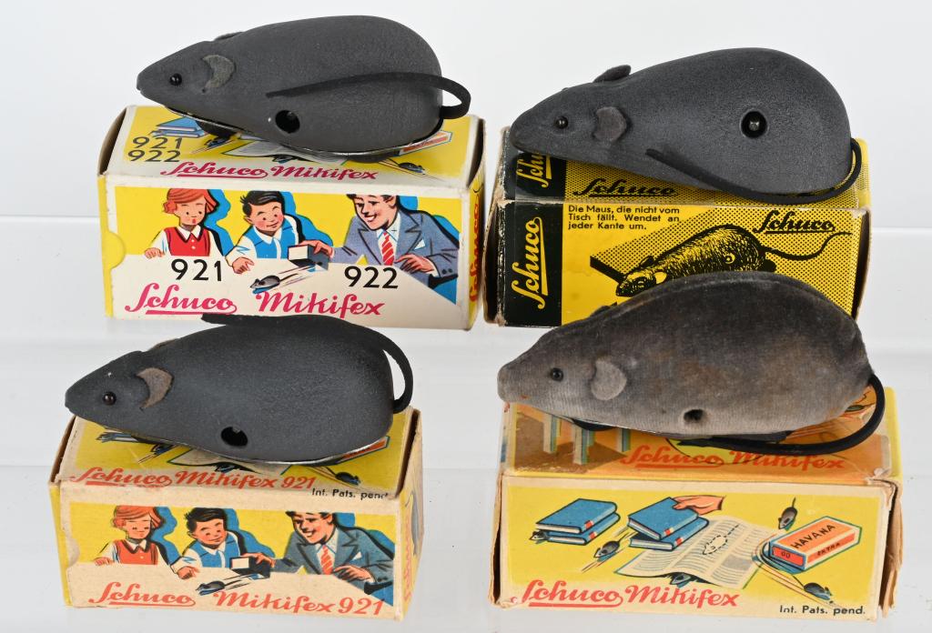 4- SCHUCO WINDUP MIKIFEX MOUSE w/ BOX (1 of 3)