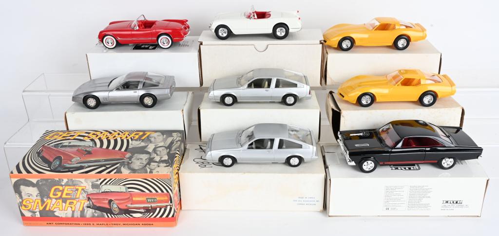 LOT OF PROMO CARS & MORE (1 of 5)