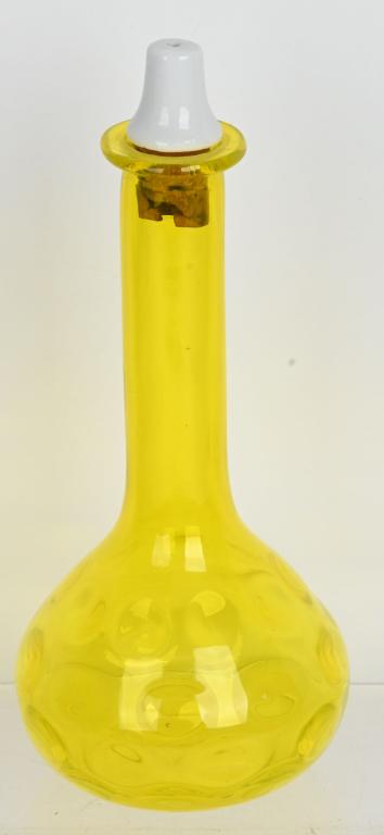 VASELINE ART GLASS BARBER TONIC BOTTLE: Beautiful vasaline barber tonic bottle. 8 1/2", excellent