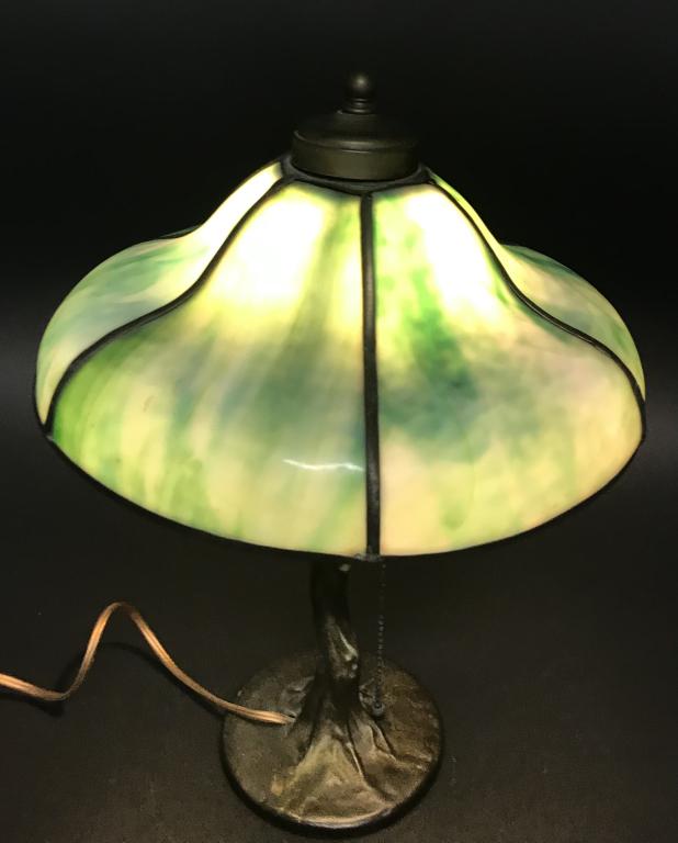 HANDEL SIGNED SLAG GLASS TABLE LAMP (1 of 6)