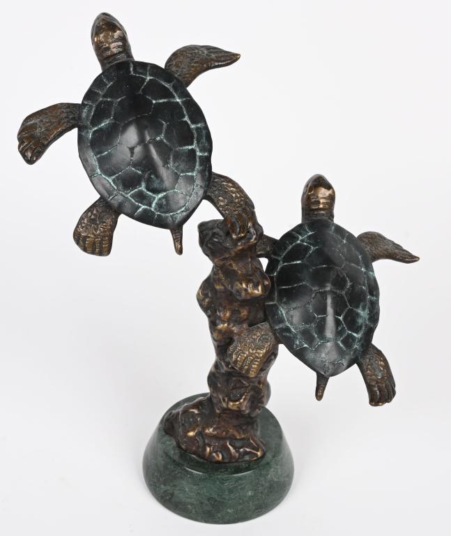 BRONZE SEA TURTLES ART SCULPTURE (1 of 3)
