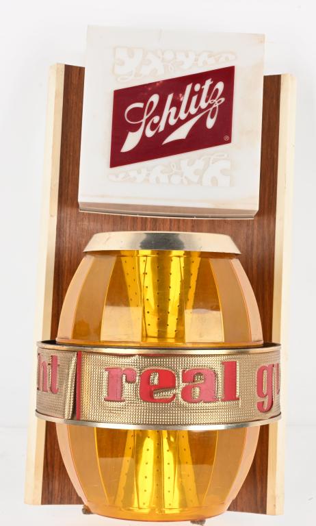 SCHLITZ 1965 REVOLVING BARREL BEER SIGN (1 of 6)