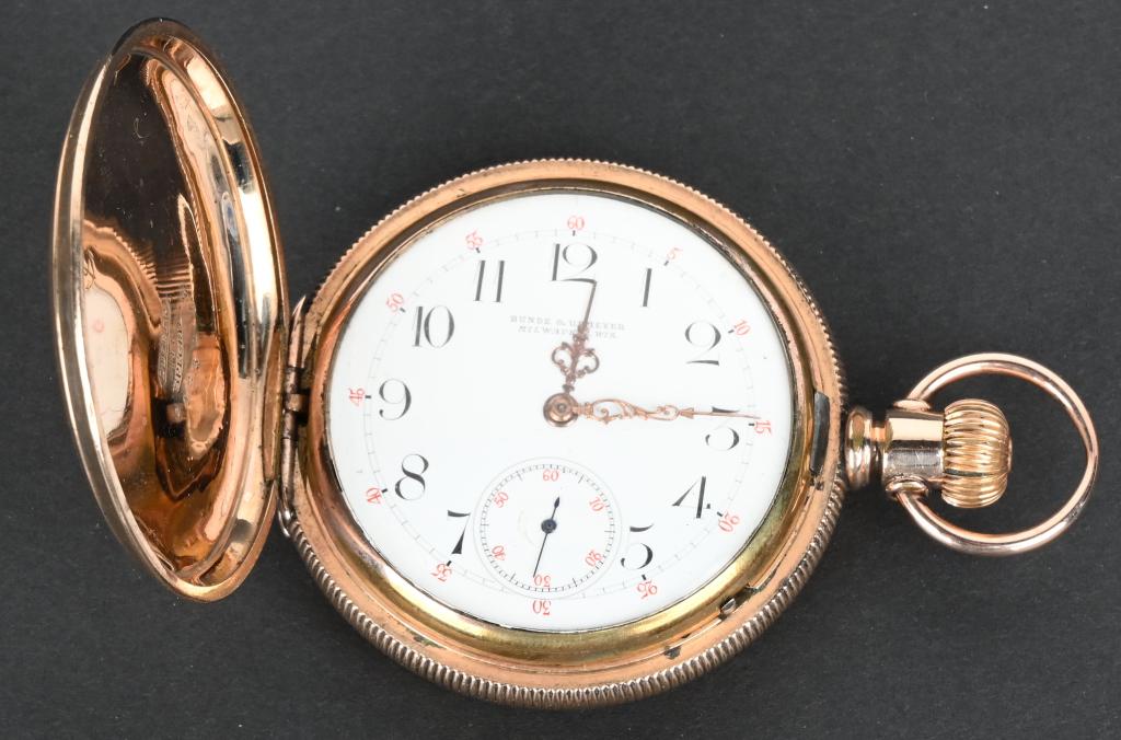 BUNDE & UPMEYER POCKET WATCH by LONGINES: Bunde & Upmeyer was founded in the 1880's and was the one of the premiere jewelers in Milwaukee at the turn of the century. Longines made movements for them with their name. This is a 16s, 17j watch. 