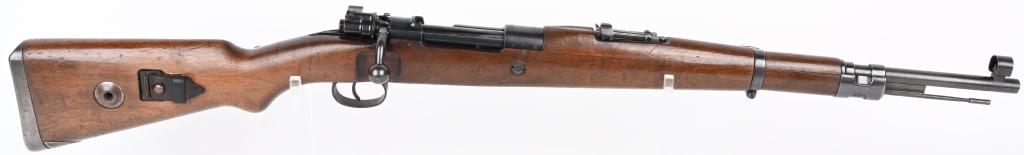 GERMAN G33/40 MOUNTAIN CARBINE: SERIAL NUMBER 4909 BARREL 20" CALIBER 8X57 MANUFACTURED 1941. Early WW2 short carbine manufactured for Mountain troops. Produced at Waffenwerke Brunn with walnut stock and blue finished steel