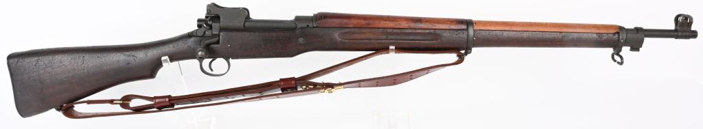 WINCHESTER MODEL 1917 ENFIELD RIFLE: SERIAL NUMBER 537789 BARREL 26" CALIBER 30-06 MANUFACTURED 1919. Produced by Winchester as a evolutionary copy of the British P-14 rifle and issued to US troopers during WW1, Walnut stocks with