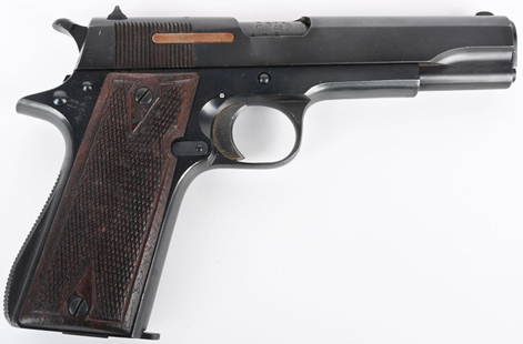 BULGARIAN CONTRACT STAR MODEL B 9MM PISTOL: SERIAL NUMBER 226247 BARREL 5" CALIBER 9MM (9X19) MANUFACTURED WW2. Produced by Star in Spain under contract for Bulgaria. Chambered and marked for the 9mm-08 cartridge. Blue finish with checked