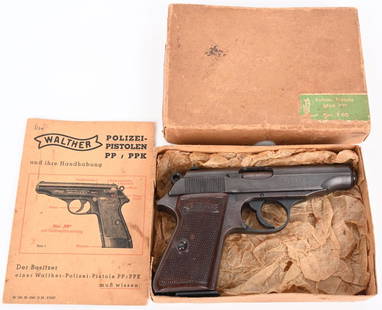 EXCELLENT LATE WAR WALTHER .32 PP IN ORIGINAL BOX: SERIAL NUMBER 325617P BARREL 3-7/8" CALIBER .32 / 7.65 ACP MANUFACTURED LATE WW2. Produced in wartime Germany at Walther. Secondary course finish and polish with purplish blue finish. Fitted with