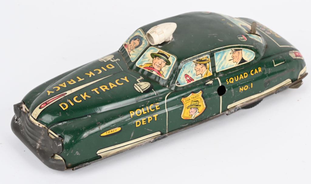 MARX TIN WINDUP DICK TRACY SQUAD CAR (1 of 4)