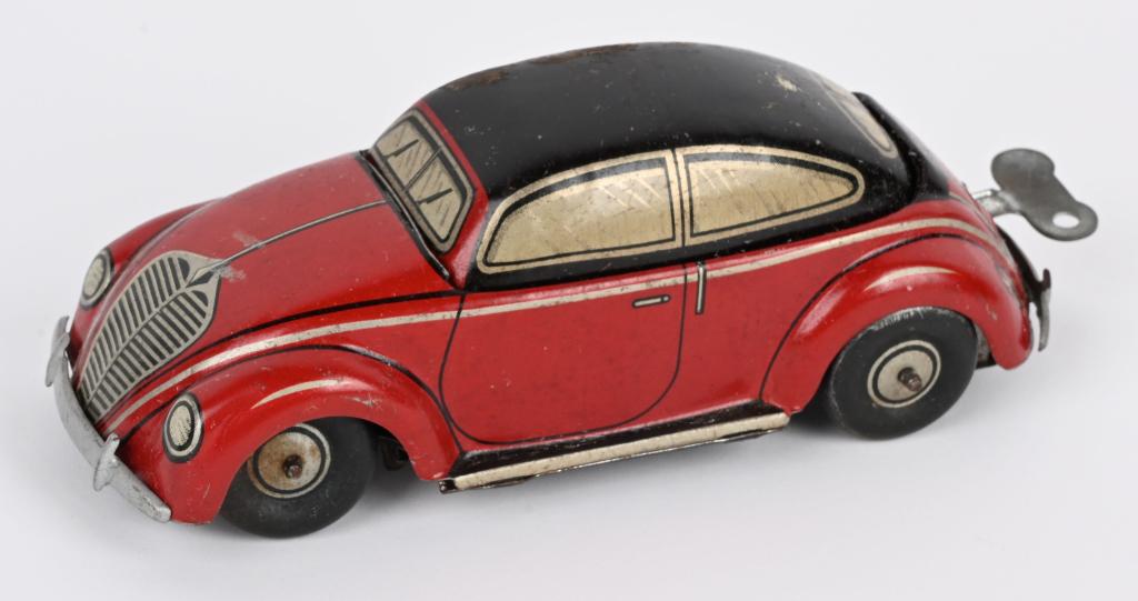 CKO TIN WINDUP CONVERTIBLE CAR (1 of 6)