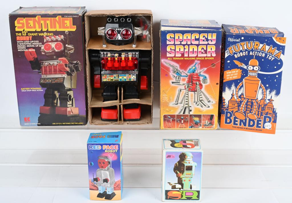 5- MECHANICAL ROBOTS w/ BOXES (1 of 4)