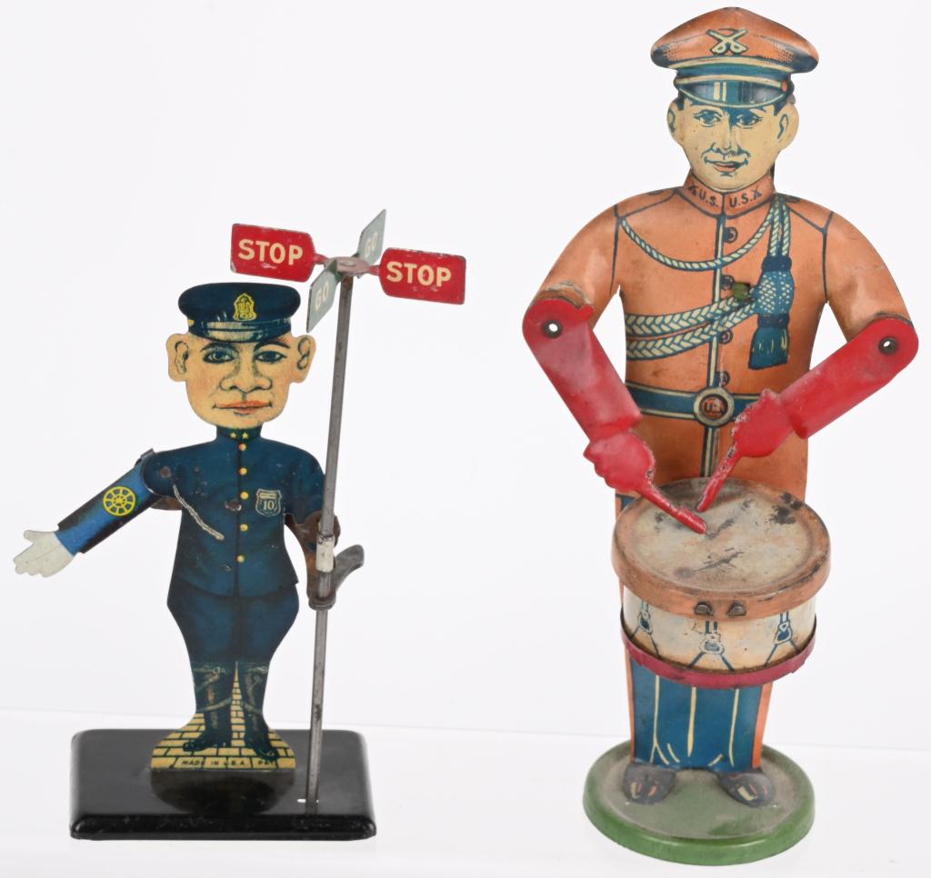 2- VINTAGE TIN TOYS, CHEIN DRUMMER & TRAFFIC COP (1 of 5)