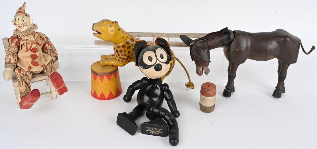 ANTIQUE SCHOENHUT TOY LOT (1 of 6)