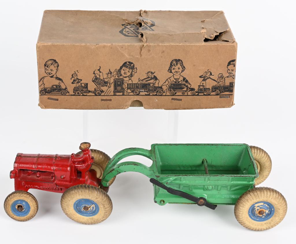 ARCADE CAST IRON ALLIS CHALMERS & TRAILER w/ BOX (1 of 12)