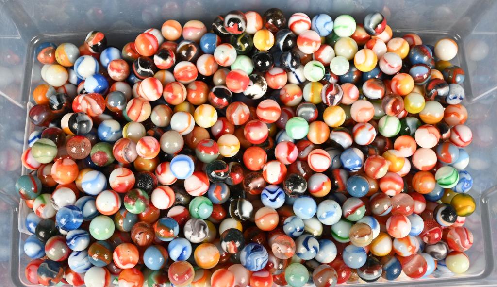 HUGE LOT OF PELTIER RAINBOW MARBLES (1 of 5)