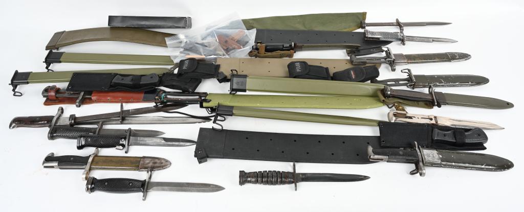 WW1 WWII VIETNAM & LATER EDGED WEAPON LOT: Military edged weapon lot to include 1) US M4 Bayonet by Case with no scabbard 2) US M7 Bayonet by Milpar with no scabbard 3) US M5A1 Bayonet by Milpar with no scabbard 4) US M5A1 Bayonet by Milpar wi