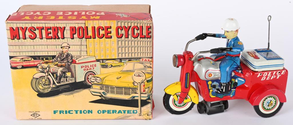 JAPAN TIN WINDUP MYSTERY POLICE CYCLE w/ BOX (1 of 8)