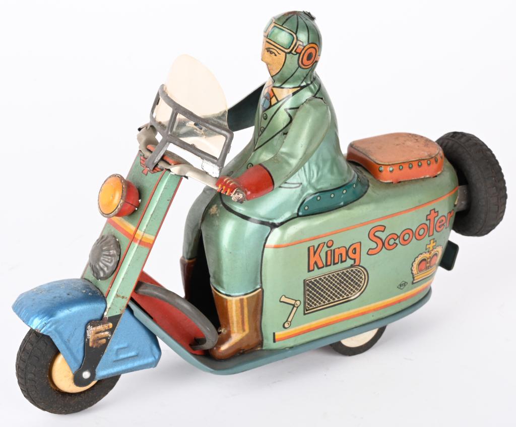 JAPAN TIN FRICTION KING SCOOTER (1 of 6)