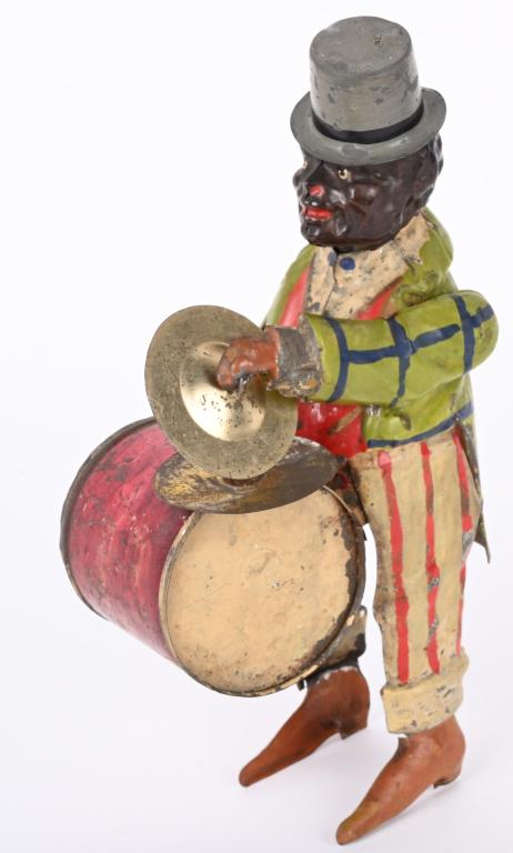 GUNTHERMANN TIN WINDUP BLACK MAN WITH DRUM (1 of 5)