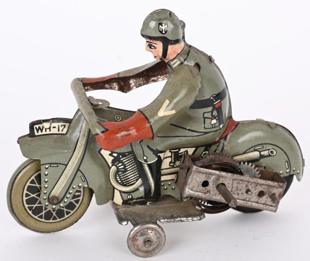 GERMAN TIN WINDUP MILITARY MOTORCYCLE (1 of 4)