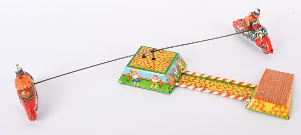 GERMAN TIN WINDUP 2 MOTORCYCLE GO ROUND (1 of 5)