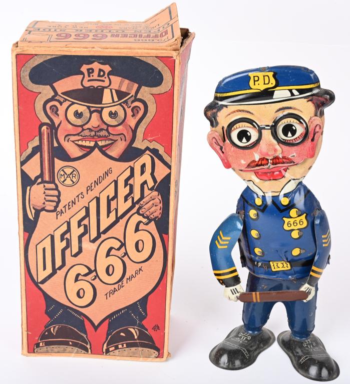 MARX TIN WINDUP OFFICER 666 w/ BOX (1 of 8)