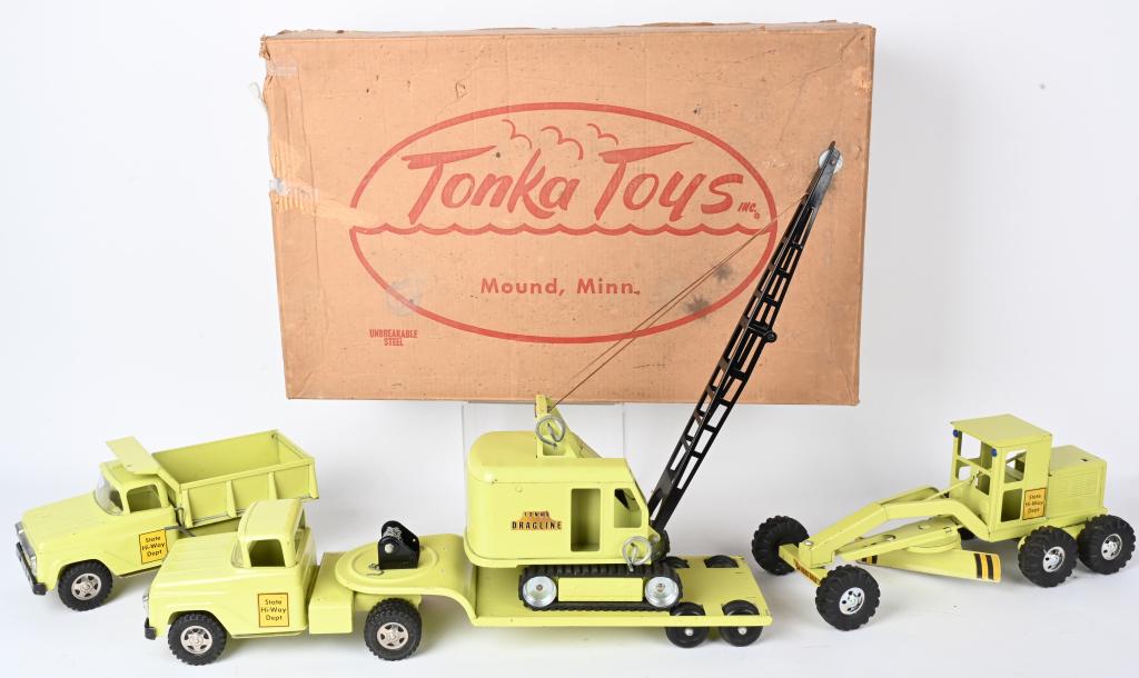 TONKA B-215 HI-WAY CONSTRUCTION SET w/ BOX (1 of 11)