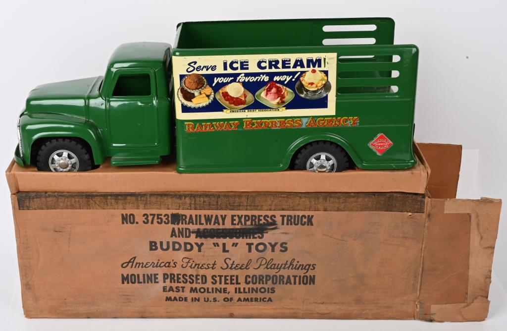 BUDDY L RAILWAY EXPRESS TRUCK No. 3753 w/ BOX (1 of 9)