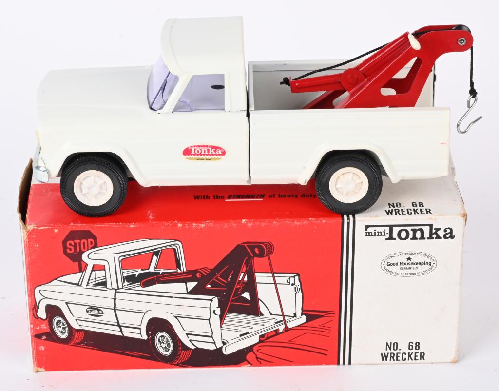 TONKA MINI JEEP WRECKER No. 68 w/ BOX: The toy is near mint in the original box. Drivers side plastic window is cracked. Appears unplayed with with a nice original box. 9 1/2", Excellent