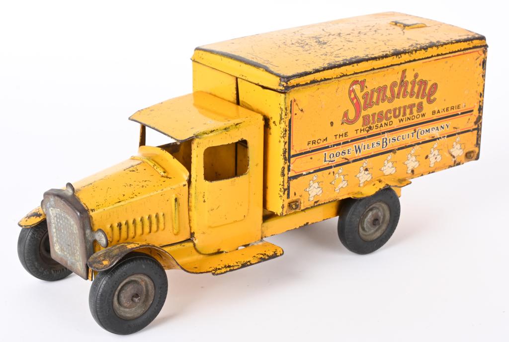 METALCRAFT SUNSHINE BISCUIT DELIVERY TRUCK (1 of 6)