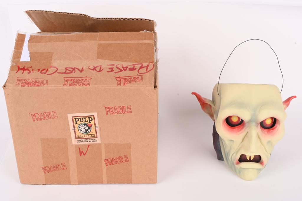 TIM RAMZYCK "NOSFERATU VAMPIRE" HALLOWEEN LANTERN (1 of 5)