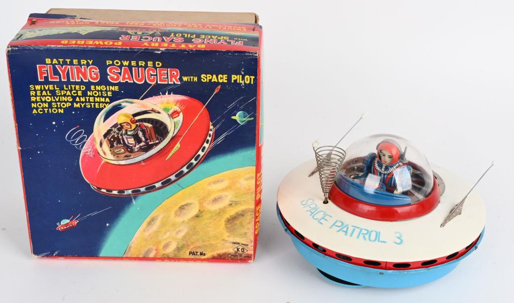 KO BATTERY OP SPACE PATROL 3 FLYING SAUCER w/ BOX (1 of 7)